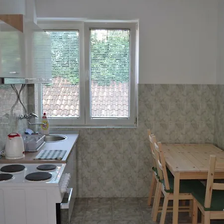 Διαμέρισμα K *